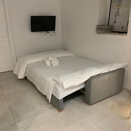 Area 2 * Συρακούσες